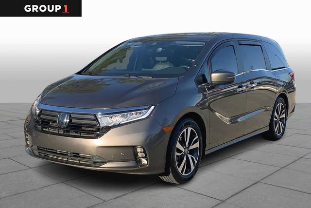 2023 Honda Odyssey Touring FWD photo