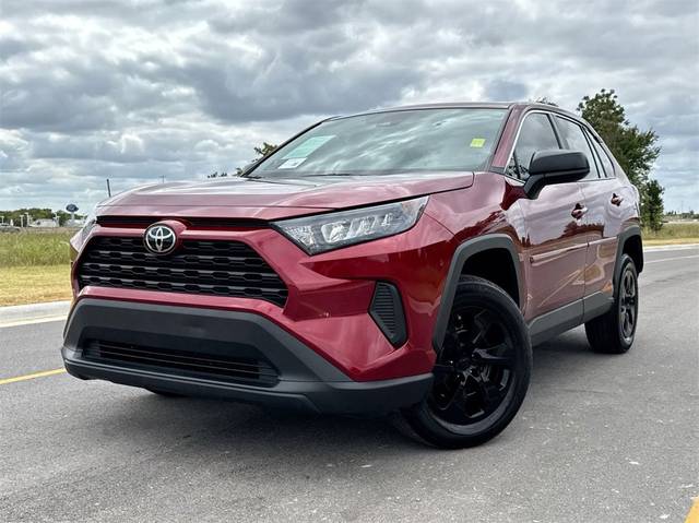 2022 Toyota RAV4 LE AWD photo