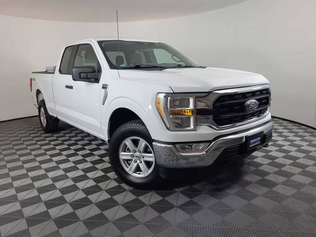 2022 Ford F-150 XLT 4WD photo