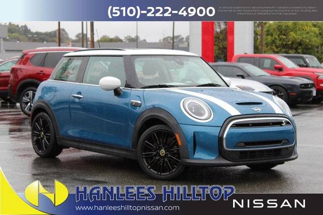 2023 MINI Hardtop 2 Door Cooper SE FWD photo