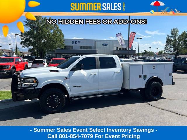 2022 Ram 3500 Laramie 4WD photo