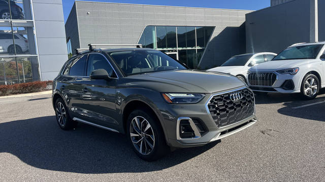 2023 Audi Q5 S line Premium Plus AWD photo