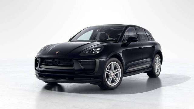 2023 Porsche Macan  AWD photo