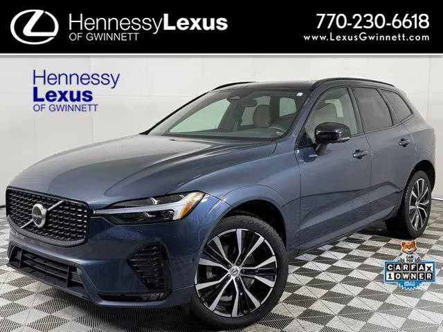 2023 Volvo XC60 Plus Dark Theme AWD photo