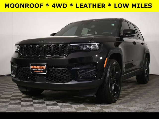 2023 Jeep Grand Cherokee Altitude 4WD photo