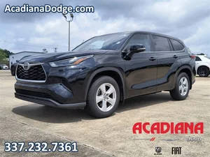 2023 Toyota Highlander L FWD photo