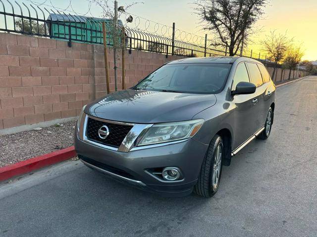 2015 Nissan Pathfinder S 4WD photo