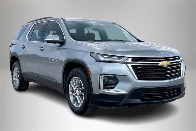 2023 Chevrolet Traverse LT Cloth FWD photo