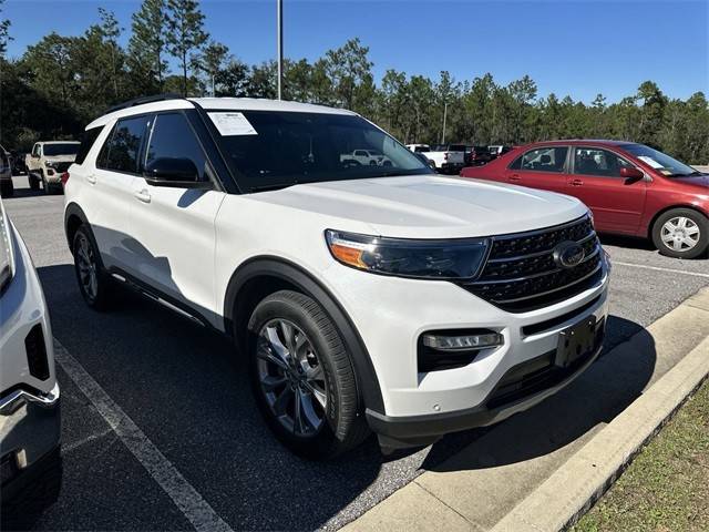 2022 Ford Explorer XLT RWD photo