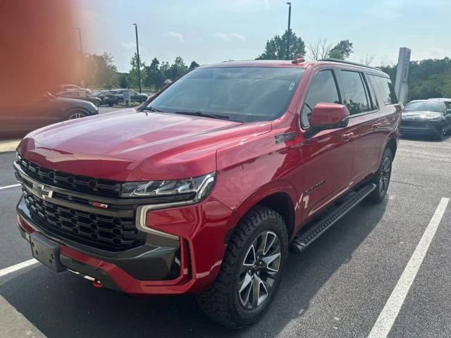 2023 Chevrolet Suburban Z71 4WD photo