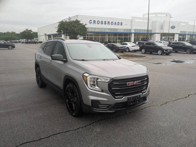 2023 GMC Terrain SLE FWD photo