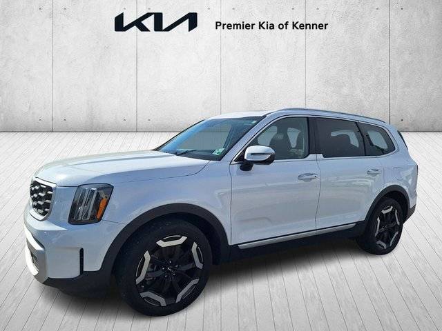 2023 Kia Telluride S FWD photo