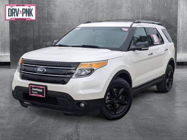 2015 Ford Explorer XLT FWD photo