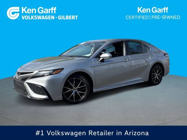 2023 Toyota Camry SE FWD photo