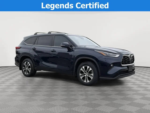 2023 Toyota Highlander XLE FWD photo