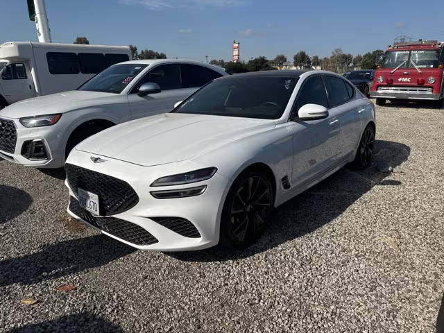 2023 Genesis G70 2.0T RWD photo
