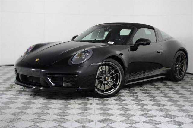 2022 Porsche 911 Edition 50 Years Porsche Design AWD photo