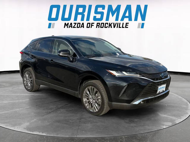 2022 Toyota Venza Limited AWD photo