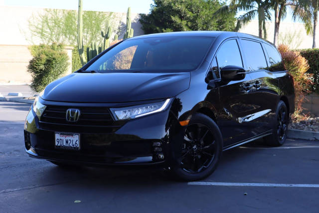 2023 Honda Odyssey Sport FWD photo