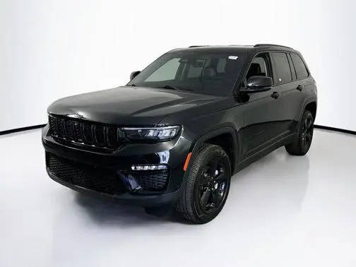 2023 Jeep Grand Cherokee Limited RWD photo