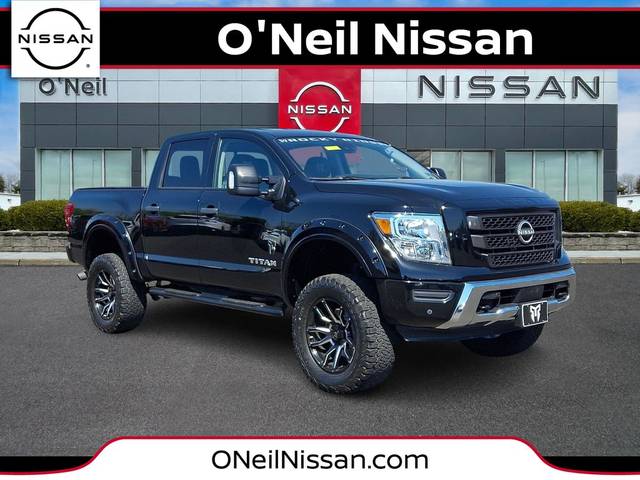 2023 Nissan Titan SV 4WD photo