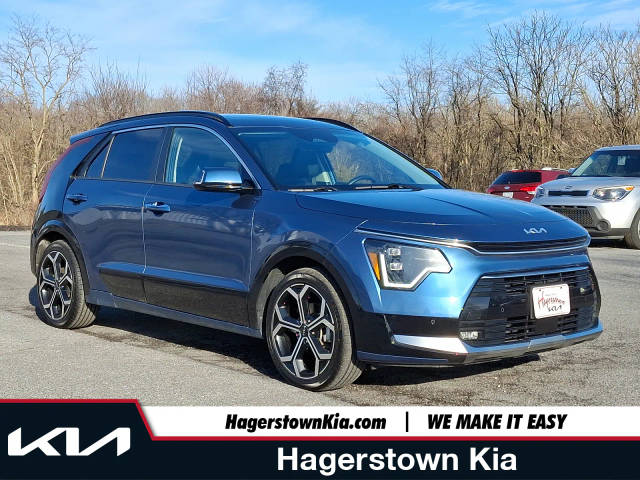 2023 Kia Niro SX Touring FWD photo
