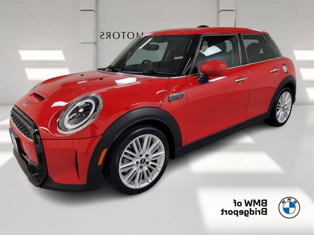 2023 MINI Hardtop 4 Door Cooper S FWD photo