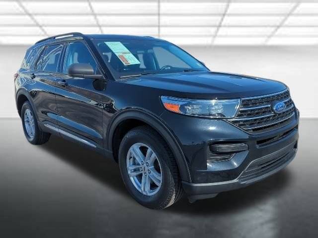 2022 Ford Explorer XLT 4WD photo