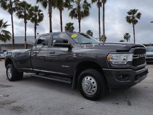 2022 Ram 3500 Big Horn 4WD photo