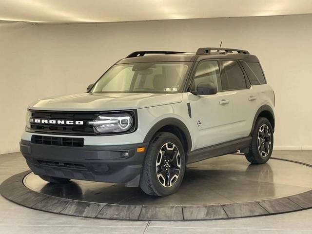 2022 Ford Bronco Sport Outer Banks 4WD photo