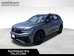 2023 Volkswagen Tiguan SE R-Line Black AWD photo