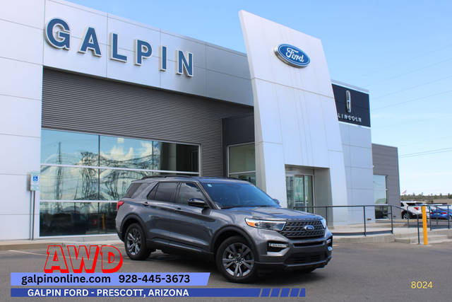 2022 Ford Explorer XLT 4WD photo