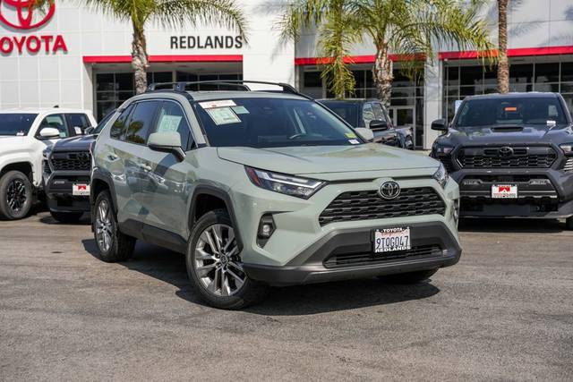 2022 Toyota RAV4 XLE Premium FWD photo