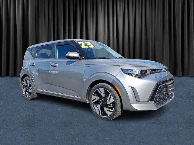 2023 Kia Soul GT-Line FWD photo