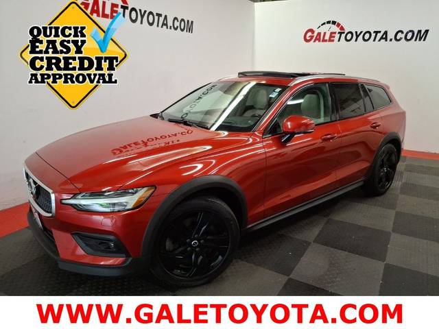2020 Volvo V60 Cross Country AWD photo