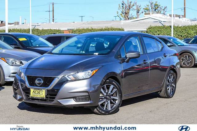 2021 Nissan Versa SV FWD photo