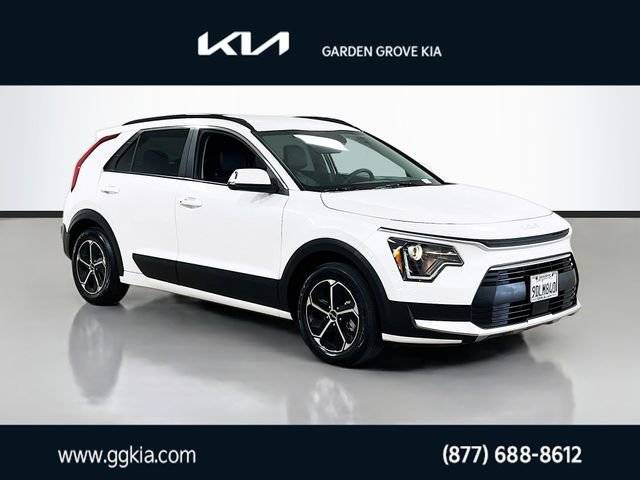 2023 Kia Niro EX FWD photo