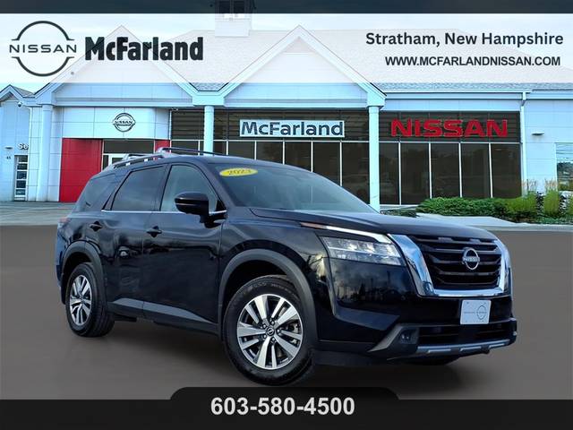 2023 Nissan Pathfinder SL 4WD photo