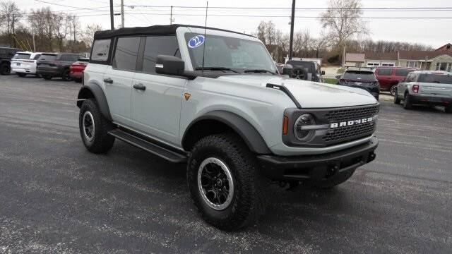 2022 Ford Bronco 4 Door Badlands 4WD photo