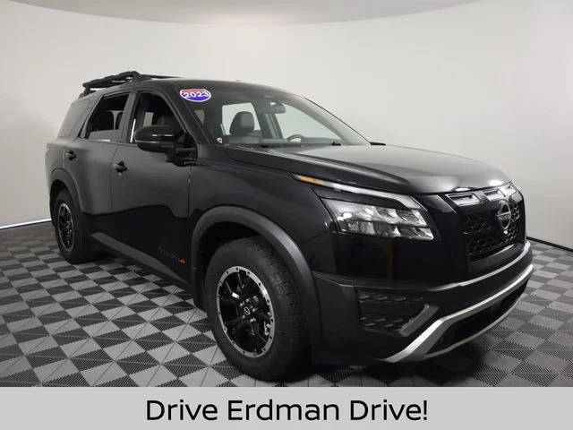 2023 Nissan Pathfinder Rock Creek 4WD photo