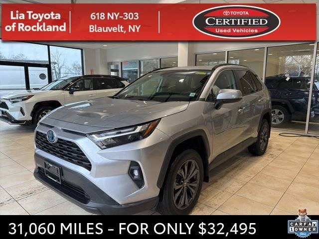 2022 Toyota RAV4 Hybrid XLE Premium AWD photo