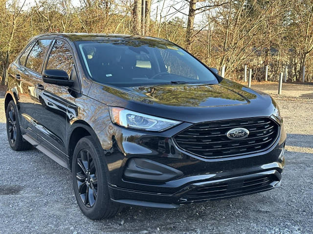 2022 Ford Edge SE AWD photo