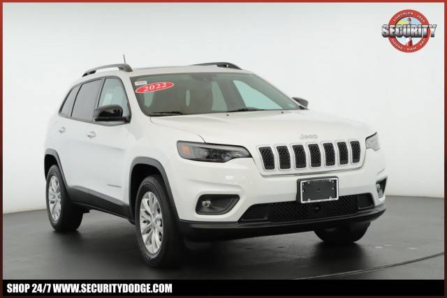 2022 Jeep Cherokee Latitude Lux 4WD photo