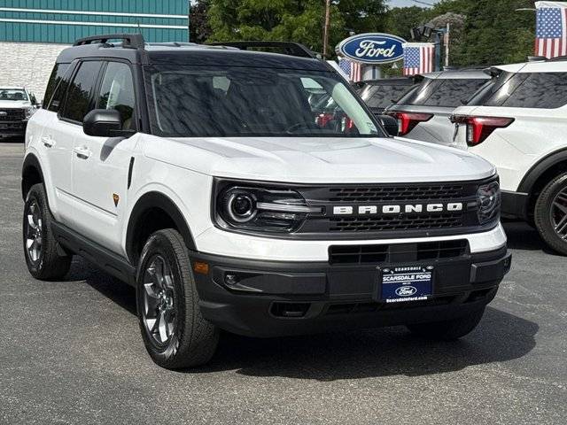 2022 Ford Bronco Sport Badlands 4WD photo
