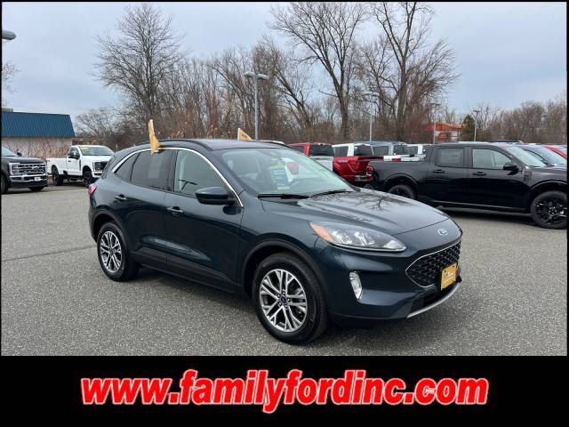 2022 Ford Escape SEL AWD photo