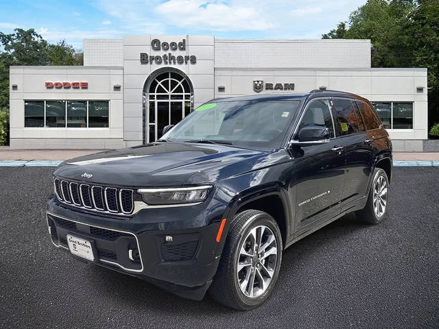 2023 Jeep Grand Cherokee Overland 4WD photo