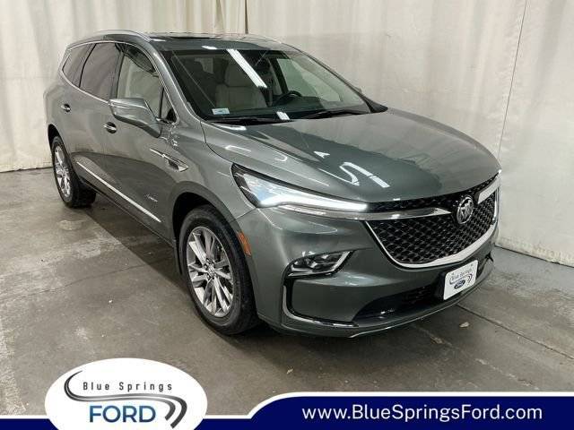 2023 Buick Enclave Avenir AWD photo