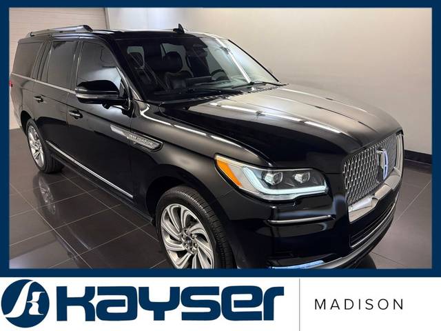 2022 Lincoln Navigator L Reserve 4WD photo