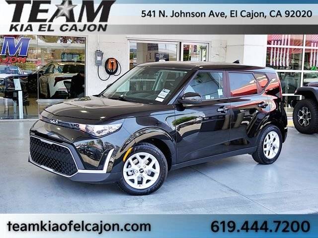 2023 Kia Soul LX FWD photo