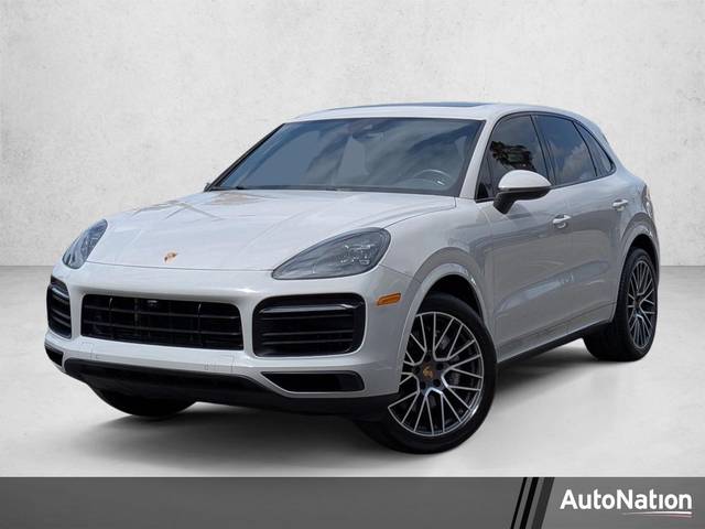 2023 Porsche Cayenne Platinum Edition AWD photo